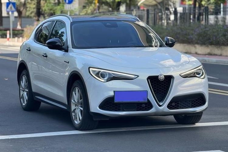 Used Alfa Romeo Stelvio 2017 2.0T 280HP Luxury Edition