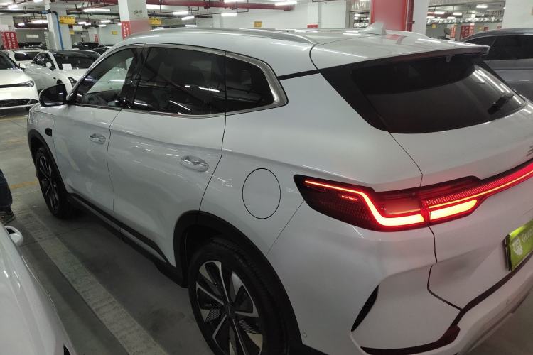 Used BYD Song PLUS New Energy 2025 EV Intelligent Driving Version 520km Premium Model
