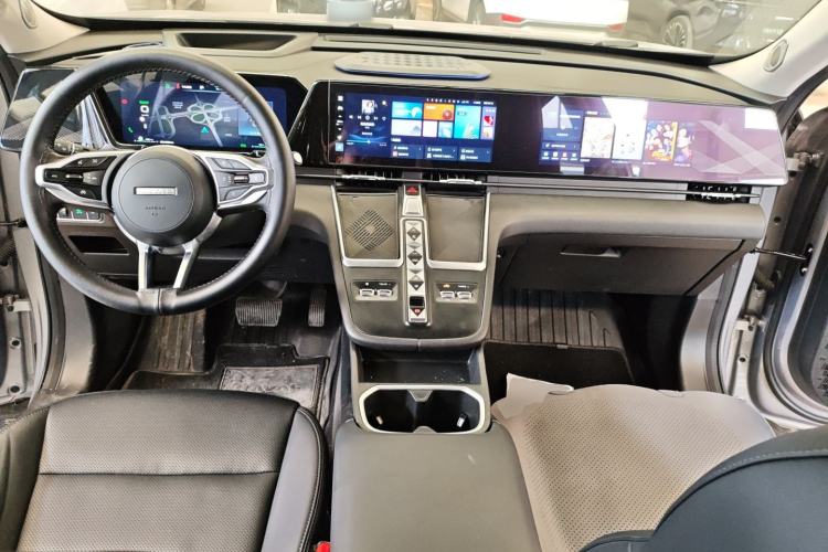 Used Haval Fierce Dragon Max 2023 1.5L Hi4 105 Four-Wheel Drive Smart Flagship Edition Center Console