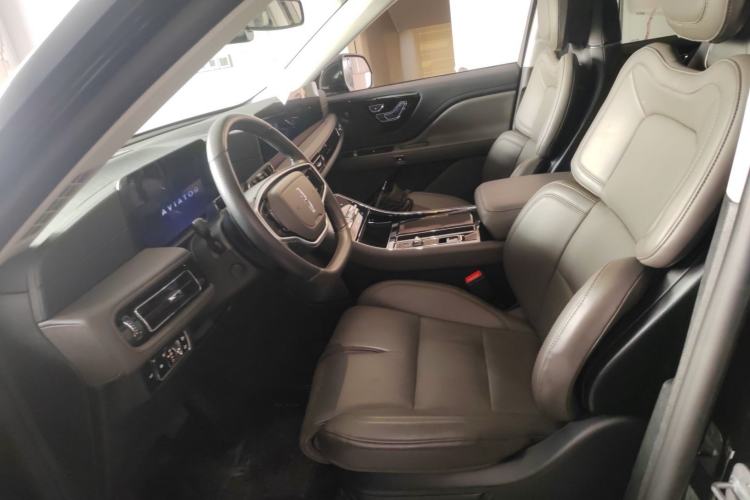 Used Lincoln Aviator 2024 3.0T V6 All-Wheel-Drive Luxury Edition Six Seats