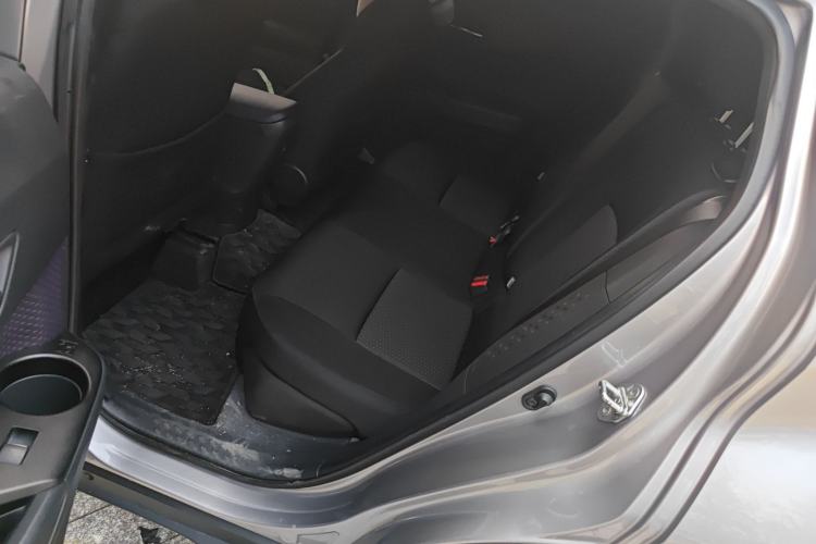 Used Toyota IZOA 2020 2.0L Enjoy Edition
