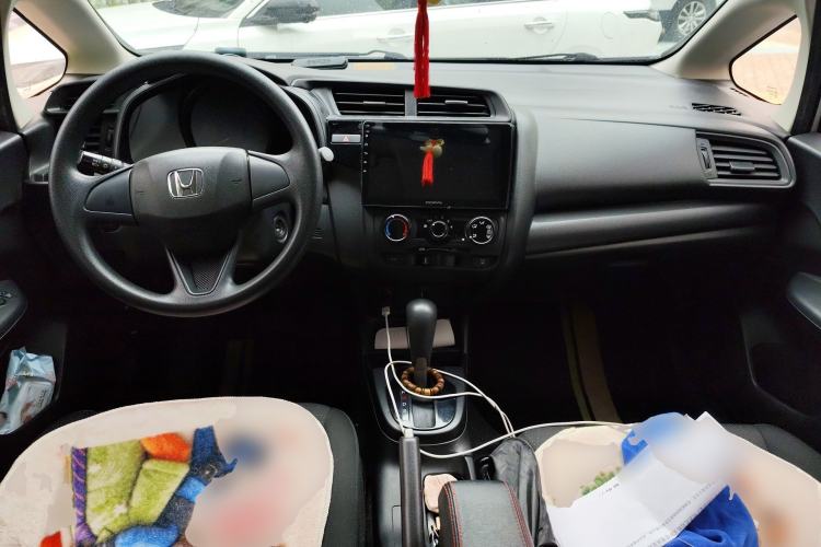 Used Honda Fit 2018 1.5L CVT Comfort Version Center Console