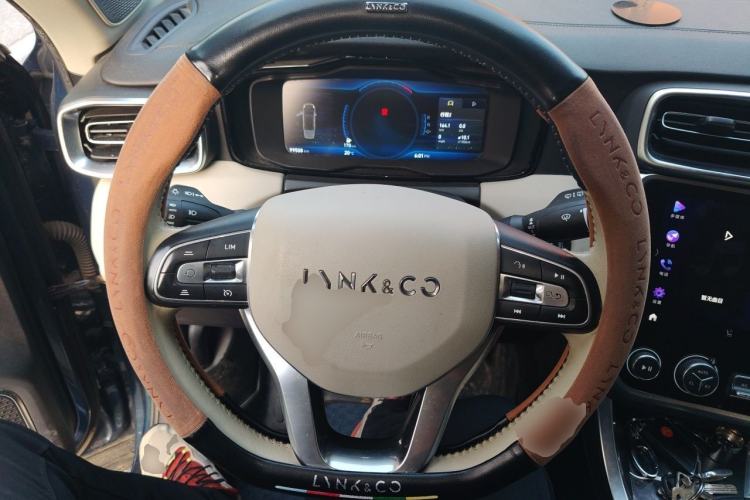 Used Lynk & Co 01 2017 2.0T Two-Wheel Drive Zhaopu Version
