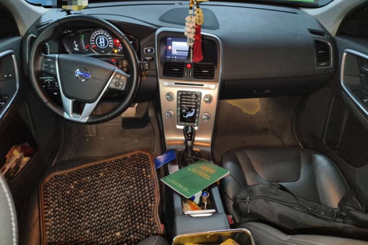 Used Volvo XC60 2017 T5 AWD Smart Upgrade Edition