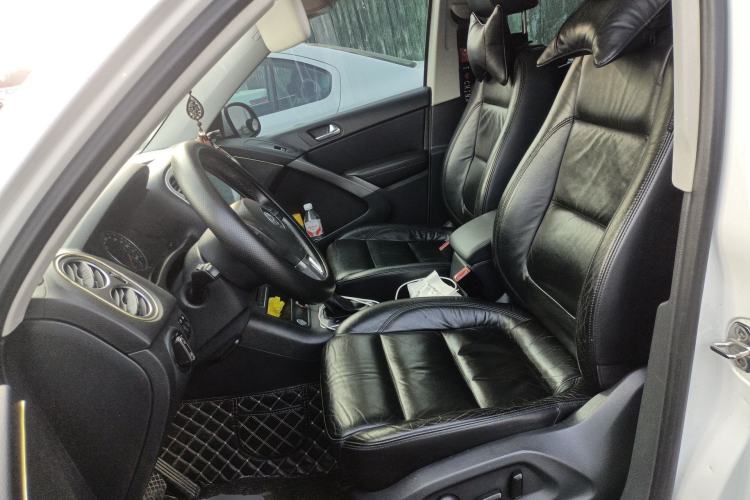 Used Volkswagen Tiguan 2012 1.8TSI Automatic All-Wheel Drive Elite Edition Left Front Seat