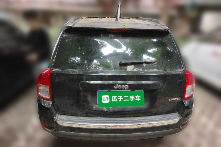 Used Jeep Compass 2012 2.4L four-wheel drive luxury navigation version
