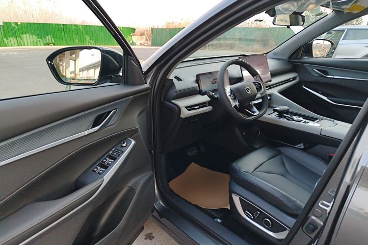 Used Changan CS75 PLUS 2026 Model, Smart Champion Edition 1.5T New Blue Whale Smart Navigation Version