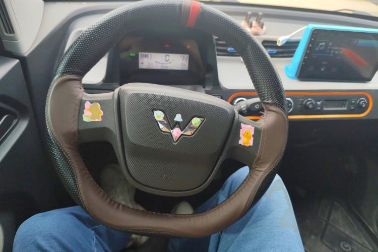 Used Wuling Hongguang MINIEV 2022 Easy Version Lithium Iron Phosphate Steering Wheel
