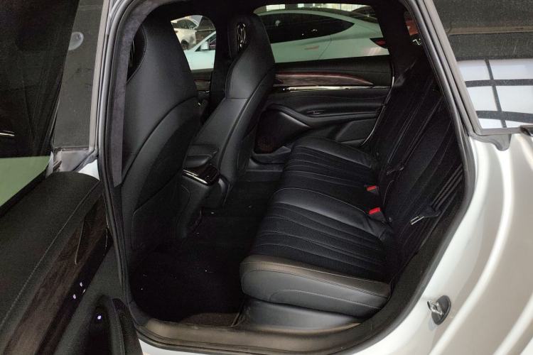 Used IM L7 2022 Dynamic Model