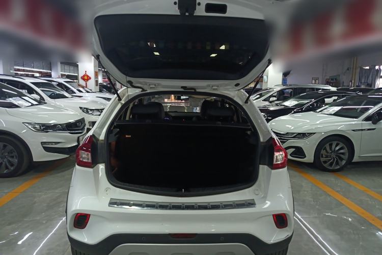 Used Geely Auto Vision X3 2017 1.5L Automatic Elite Model Trunk