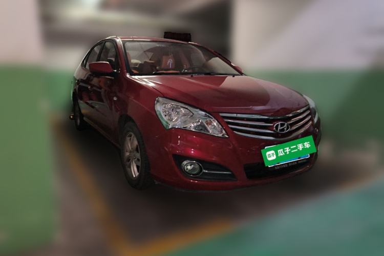 Used Hyundai Elantra 2011 1.6L Automatic Comfort Edition Front Right 45 Deg