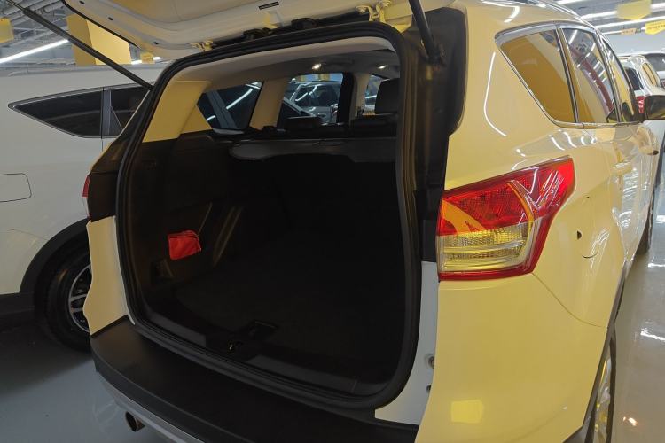 Used Ford Kuga 2015 1.5L GTDi Two-Wheel Drive Fashion Edition
