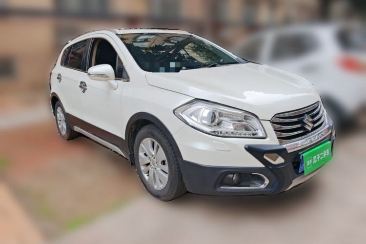 Used Suzuki S-Cross 2014 1.6L CVT Two-Wheel Drive Elite Version Front Right 45 Deg