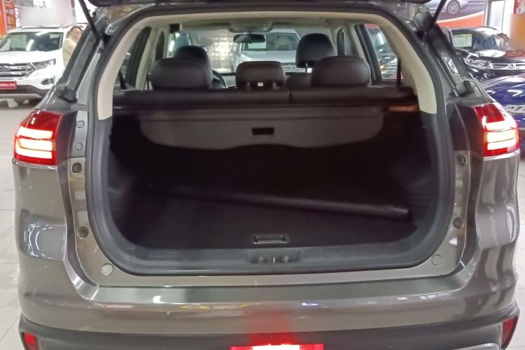 Used Geely Auto Emgrand X7 Sport 2018 1.8TD Automatic Two-Wheel Drive Smart Connect 4G Internet Edition
