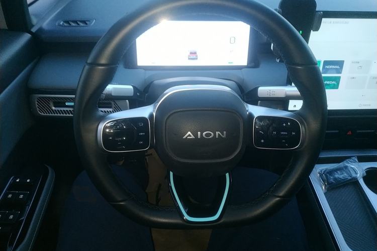 Used AION Y 2024 Younger