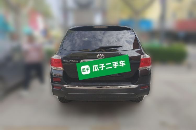 Used Toyota Highlander 2012 2.7L Two-Wheel Drive 7-Seater Luxury Edition Rear