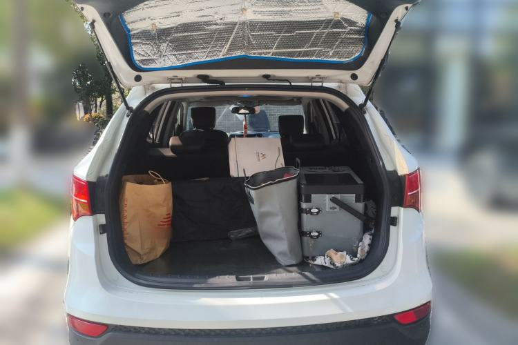 Used Hyundai Santa Fe 2015 2.0T Automatic Two-Wheel Drive Smart Version 5 Seats