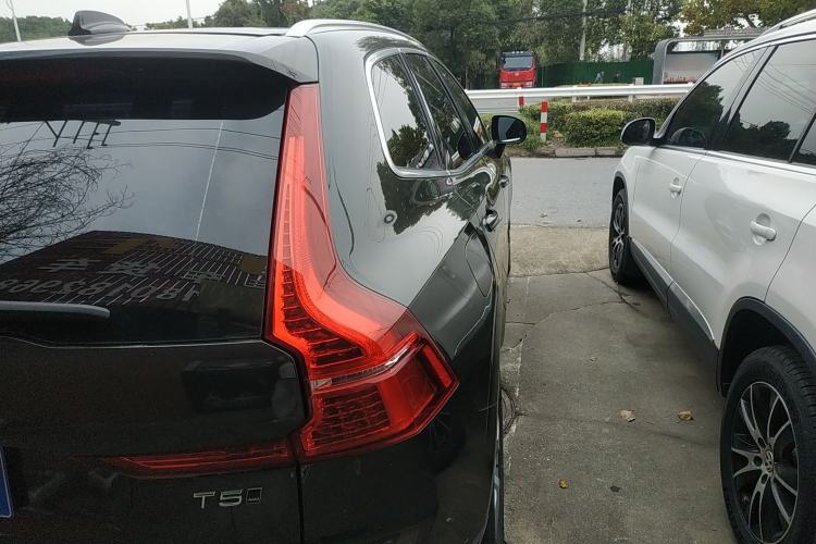 Used Volvo XC60 2019 T5 4x4 Smart Edition China VI Standard
