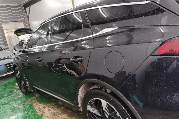 Used BYD Tang New Energy 2024 DM-i Glory Edition 112KM Prestige Model
