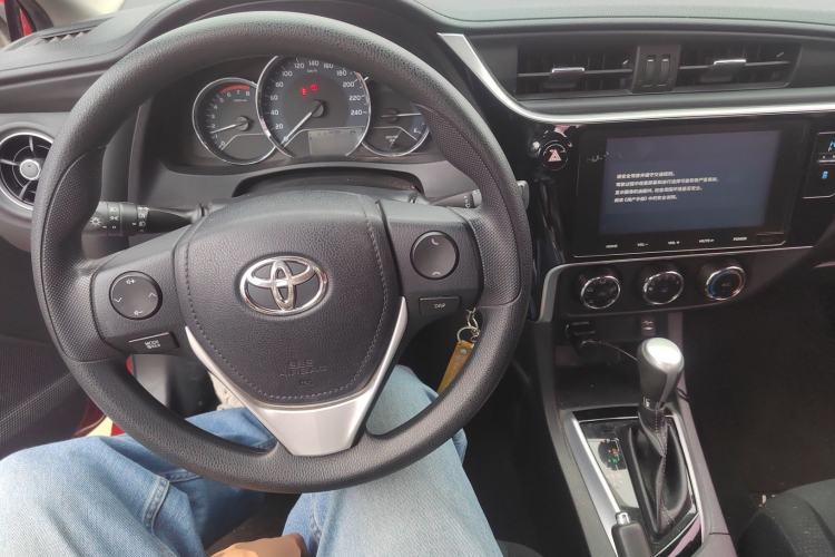Used Toyota Levin 2017 Revised 185T CVT Elite Edition China V Standard Center Console