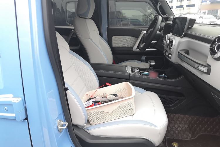 Used BAIC Off-Road BJ40 2023 2.0T Automatic Four-Wheel Drive Urban Hunter Edition Chivalrous Type