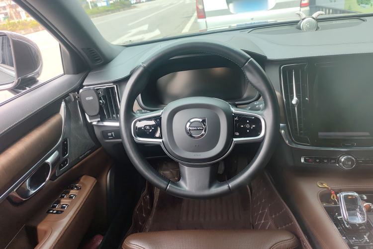 Used Volvo S90 2021 B5 Luxury Smart Edition
