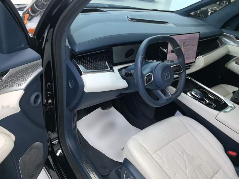 Used Zeekr 009 2024 Six-Seat Executive Version 4WD 108 kWh — 15