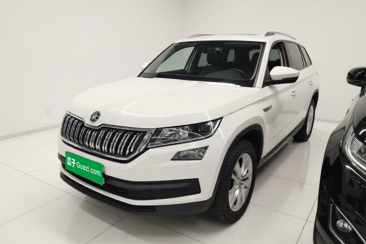 Used Skoda Kodiaq 2018 Facelifted TSI330 5-Seater Two-Wheel-Drive Comfort Edition
