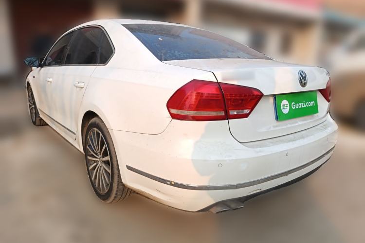 Used Volkswagen Passat 2014 1.8TSI DSG 30th Anniversary Edition
