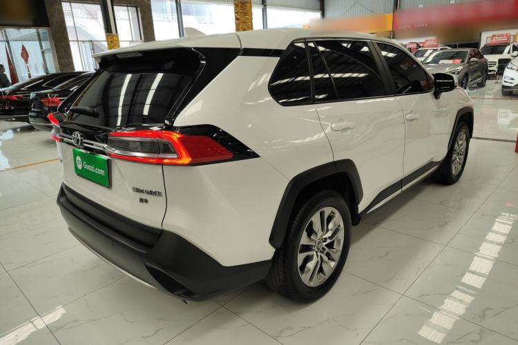 Used Toyota Wildlander 2021 2.0L CVT Two-Wheel Drive Luxury Edition
