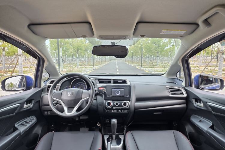 Used Honda Fit 2014 1.5L SE CVT Fashion Model