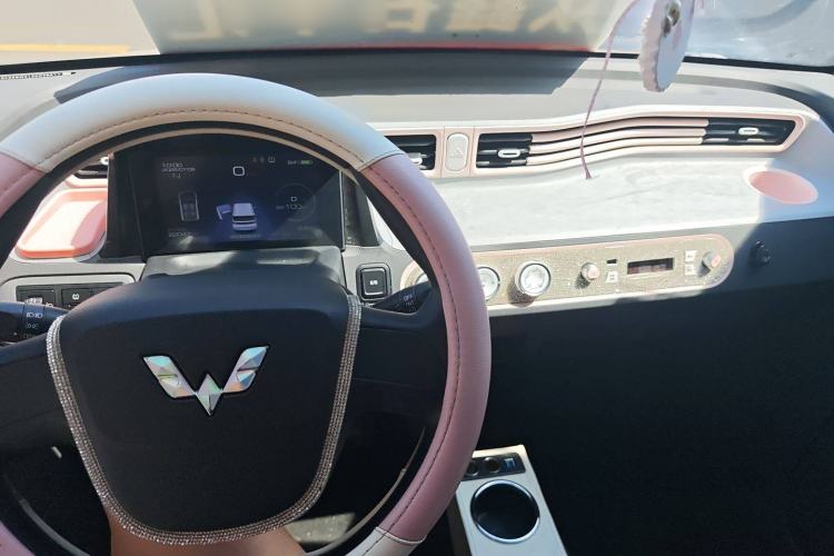 Used Wuling Hongguang MINIEV 2021 Macaron Fashion Model Lithium Iron Phosphate
