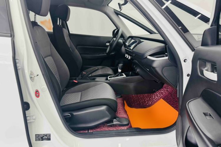 Used Honda Fit 2021 1.5L CVT Trend Edition Right Front Seat