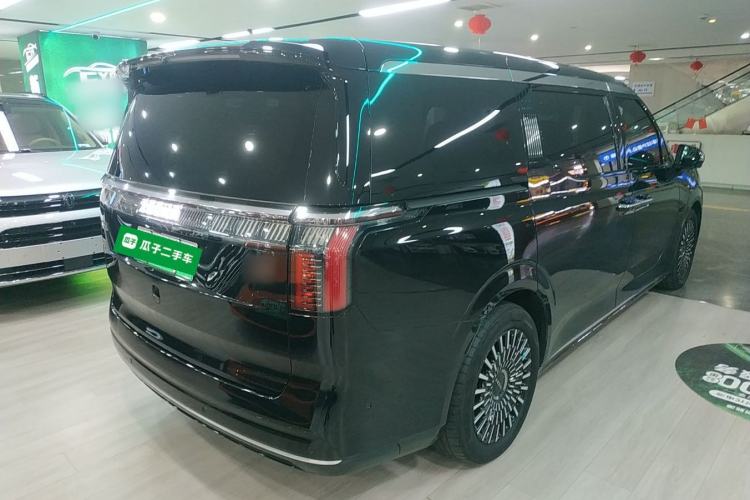 Used Zeekr 009 2024 7-Seater Walk-Through Version Four-Wheel Drive 108 kWh Rear Right 45 Deg