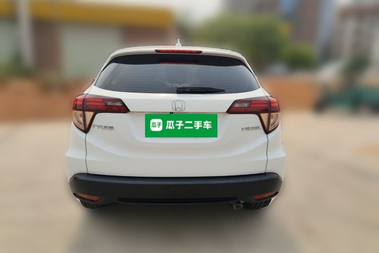 Used Honda Vezel 2017 1.8L CVT Front-Wheel Drive Pioneer Edition Rear