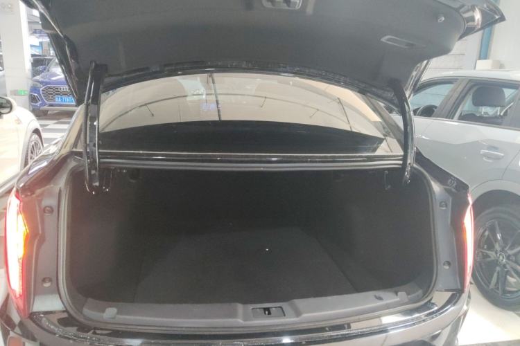 Used Hongqi E-QM5 2023 Revised Version Basic Travel Edition