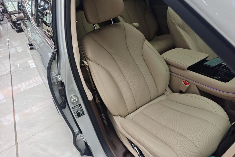 Used Hima AITO M7 2024 1.5T Rear-Drive Plus Version 6 Seats