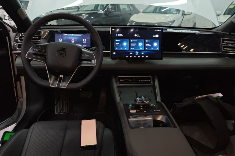 Used BYD Qin L 2024 DM-i 120KM Leading Model
