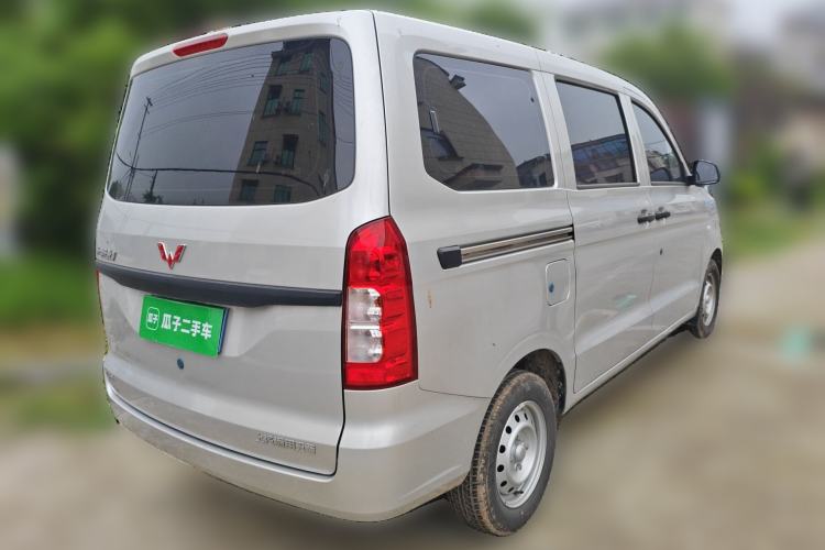 Used Wuling Hongguang V 2022 1.5L Jingqu Edition Electric-Assist LAR Rear Right 45 Deg