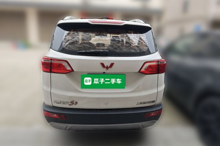 Used Wuling Hongguang S3 2018 1.5L Manual Luxury Model China V Standard