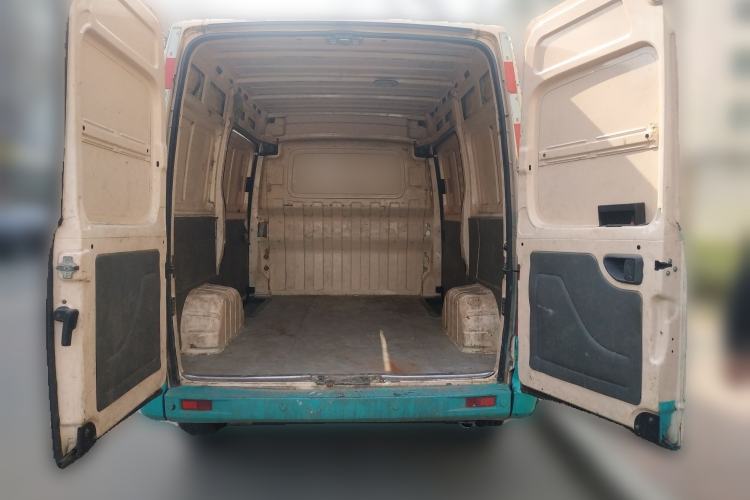 Used SAIC MAXUS Xintu V80 