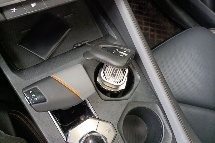 Used CHANGAN UNI-V 2022 1.5T Prestige Version