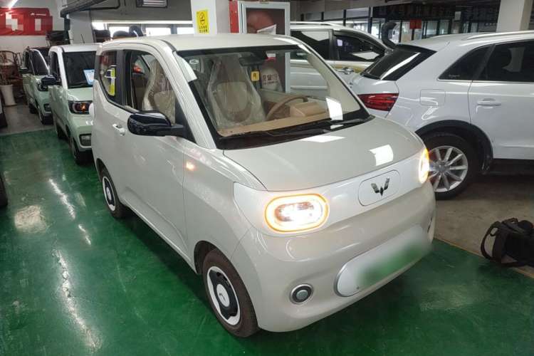 Used Wuling Hongguang MINIEV 2024 3rd Generation 215km Youth Edition
