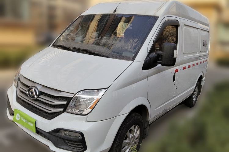 Used SAIC MAXUS Xintu V80 2021 2.0T PLUS AMT Van Short Wheelbase Mid-Roof Design 3 Seats