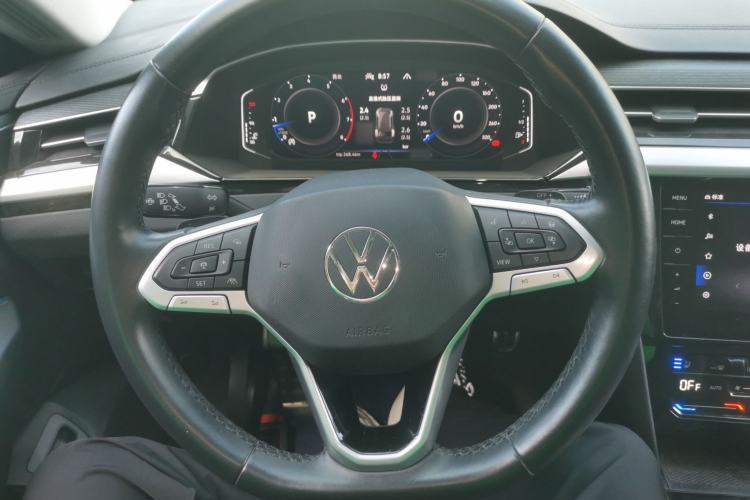 Used Volkswagen FAW-Volkswagen CC 2021 Estate Vehicle 380TSI Vizzion Edition Steering Wheel