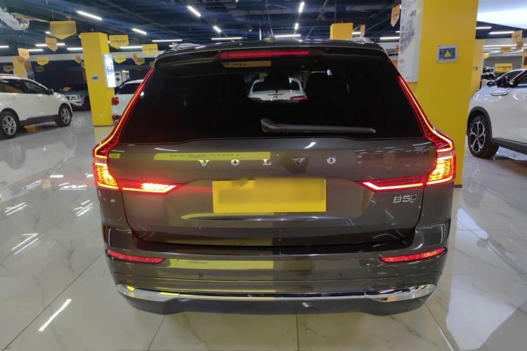 Used Volvo XC60 2022 B5 4x4 Zhiyi Luxury Edition