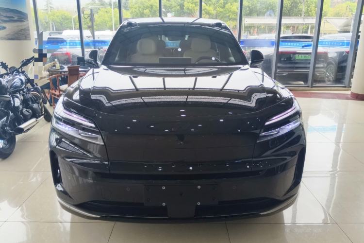 Used ONVO Luxeed L90 2025 Model—Ultra Six-Seater Version
