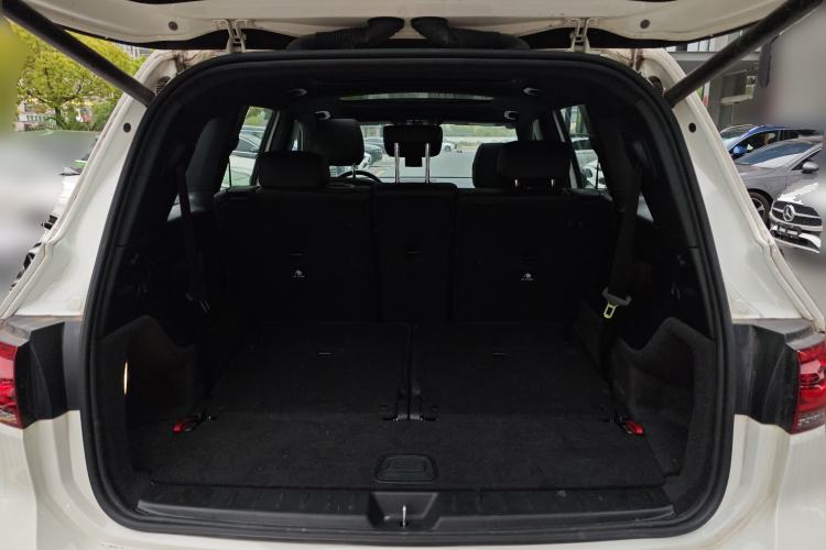 Used Mercedes-Benz GLB 2023 GLB 220 Fashion Model Trunk