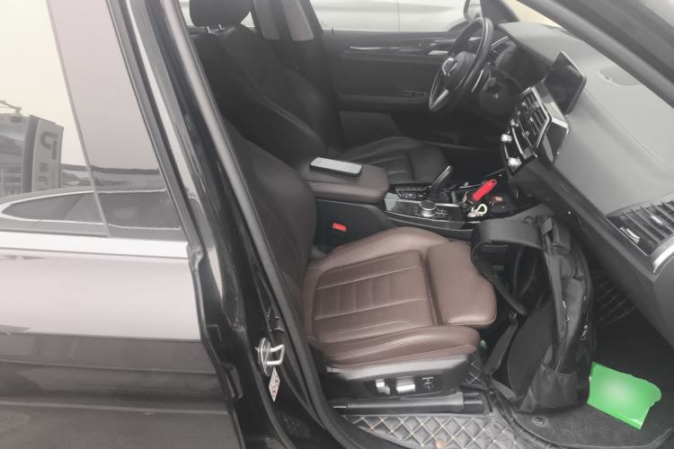 Used BMW X3 2020 xDrive30i Luxury Model with M Sport Package
