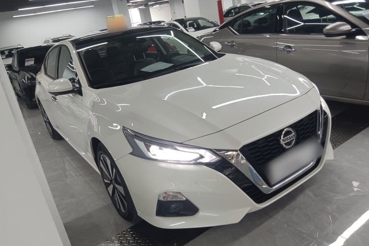 Used Nissan Teana 2021 2.0L XL Upper AD1 Smart Drive & Navigation Edition Front Right 45 Deg